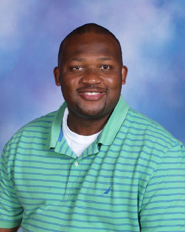 Athletics / BOYS BASKETBALL