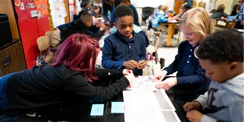 Students working together in the science lab 