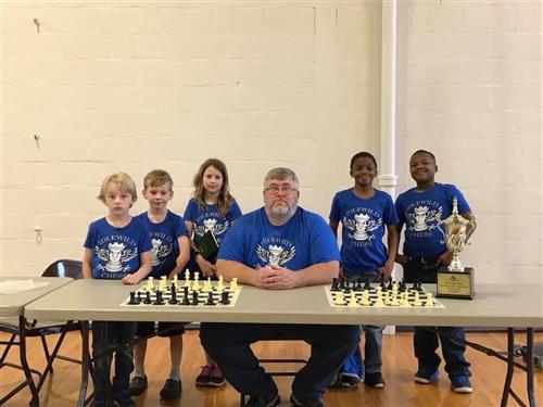 chess team coach and members 