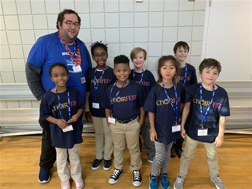 Mr. Moody with particpating students at the 2019 ChoirFest 