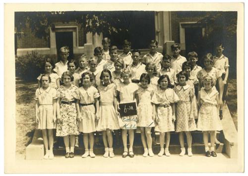 historic photo of Idlewild students 