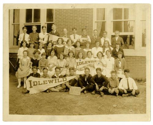 old class photo of idlewild students 
