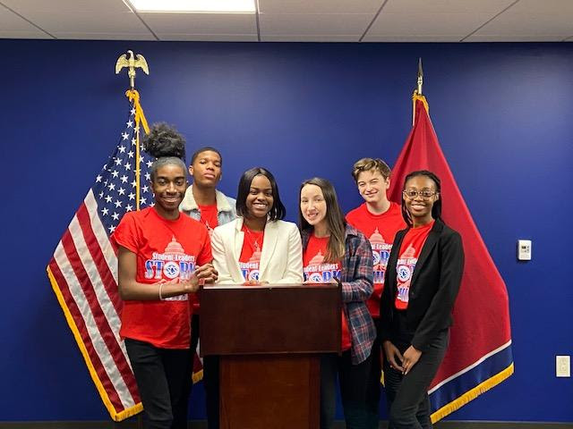 East T-STEM's Tyler Finley, Tytiana Pope, Ivy Collins, Eryn Hollomon, Chris Bailey, John Carroll Sto